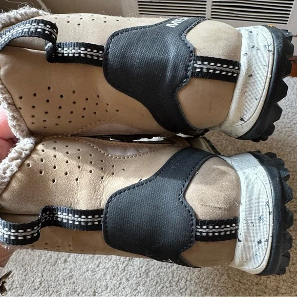 MERRELL Qform2 ankle boots with sherpa lining Women’s size 11 - Picture 4 of 8